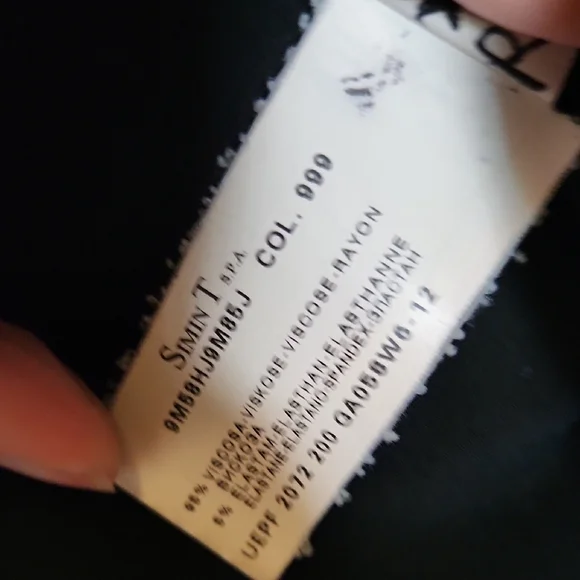 Armani Collezioni Soft Women's Luxury Black Ruched Sleeveless Viscose Tank Top - Picture 4 of 4